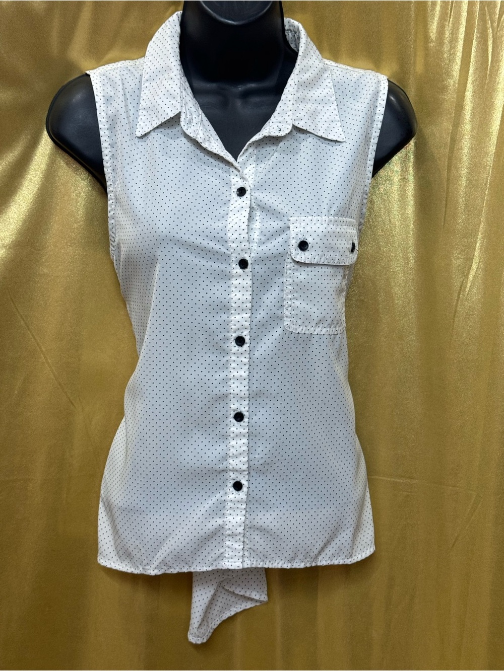 Timing Polka Dot Sleeveless Button Down Blouse Size M White Black
